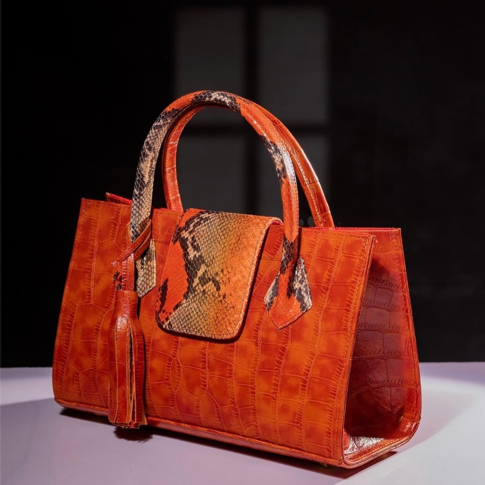 Agwo handbag